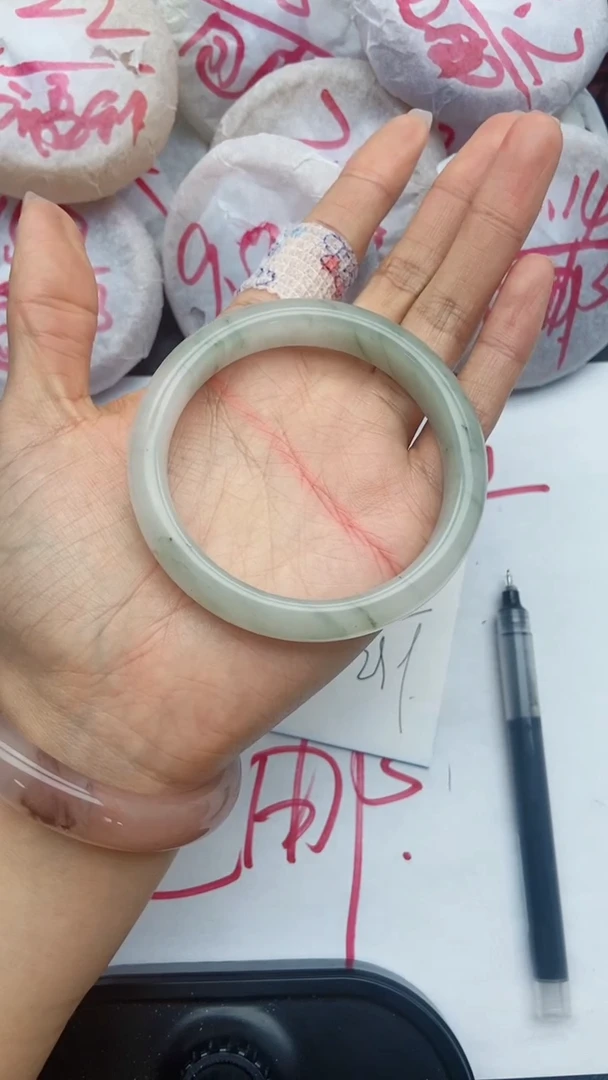 未镶嵌手镯石英质玉A310+58.6