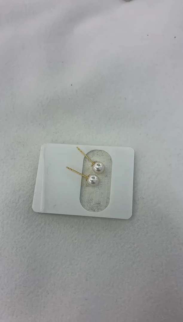 18K金镶嵌耳饰海水珍珠5-5.5素钉