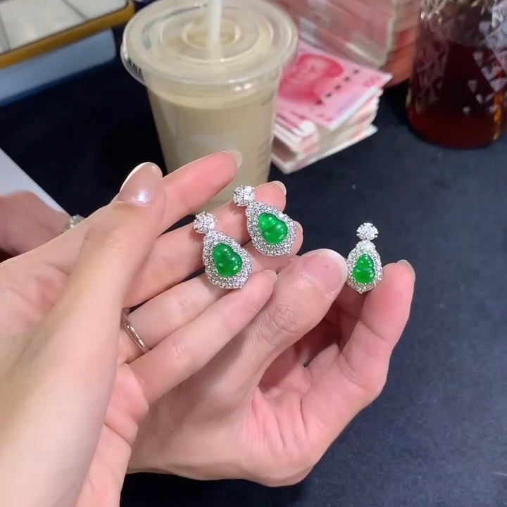 【逍遥严选】天然A货翡翠葫芦吊坠*cxy/3461/多样性发/1件