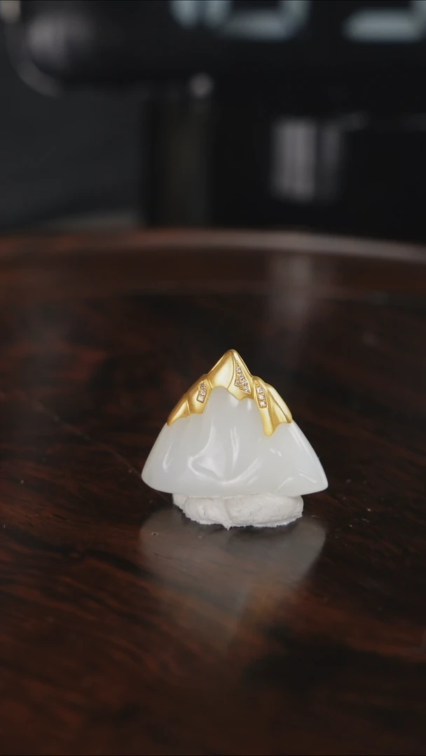 颈饰未镶嵌和田玉肩***环和田玉金山