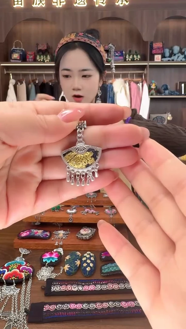 刺绣扶光苗绣传承3