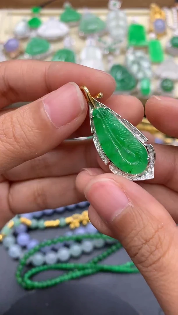 【闪购商品】翡翠颈饰18K金镶嵌166-中国好珍宝