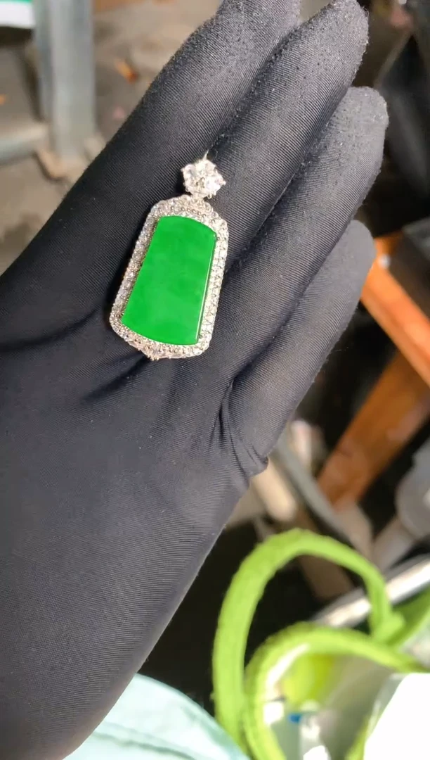 【闪购商品】定制翡翠未镶嵌66定制翡翠-多样性发货（发其一）