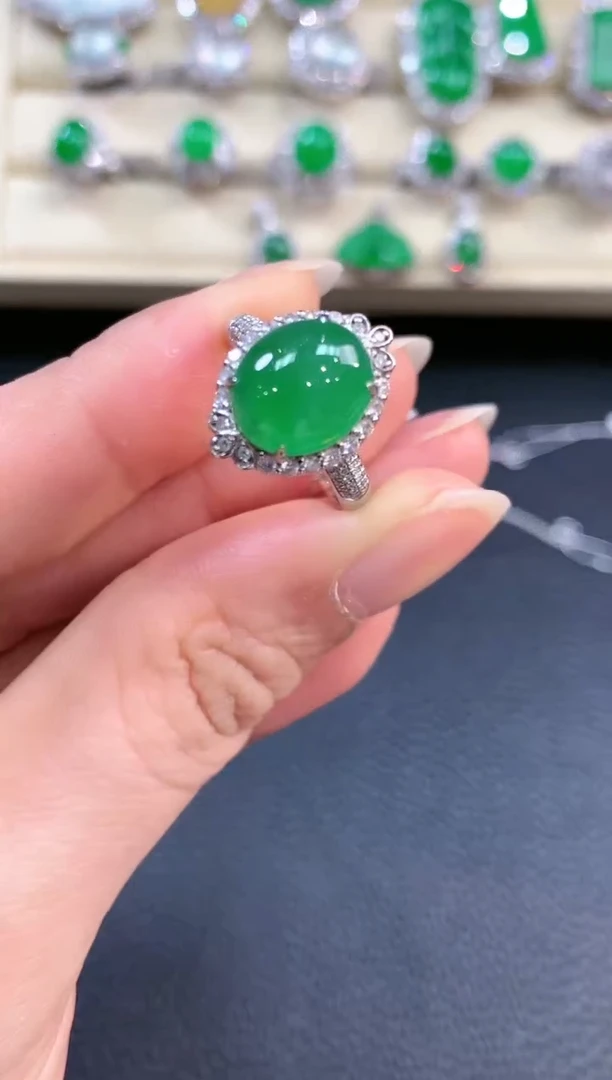 【闪购商品】翡翠戒指18K金镶嵌b89