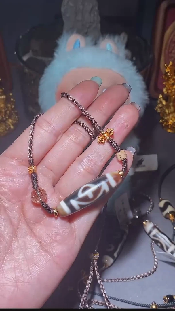 未镶嵌颈饰玛瑙/玉髓菩提三眼锁骨链