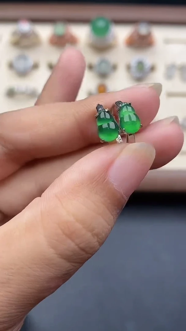 银S925镶嵌定制翡翠9769769