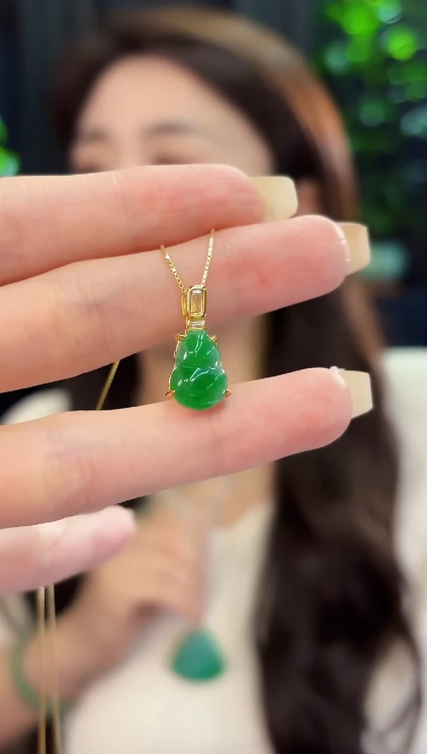 翡翠未镶嵌吊坠(不含链)缅料A货/多样性发货/一件