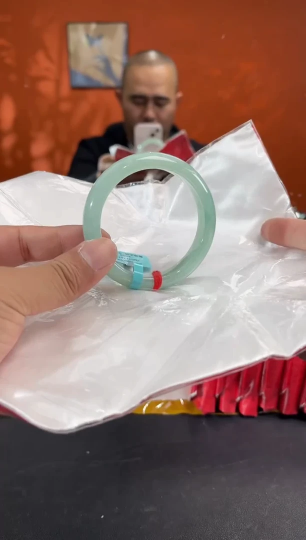 未镶嵌手镯翡翠5        圈口53.3