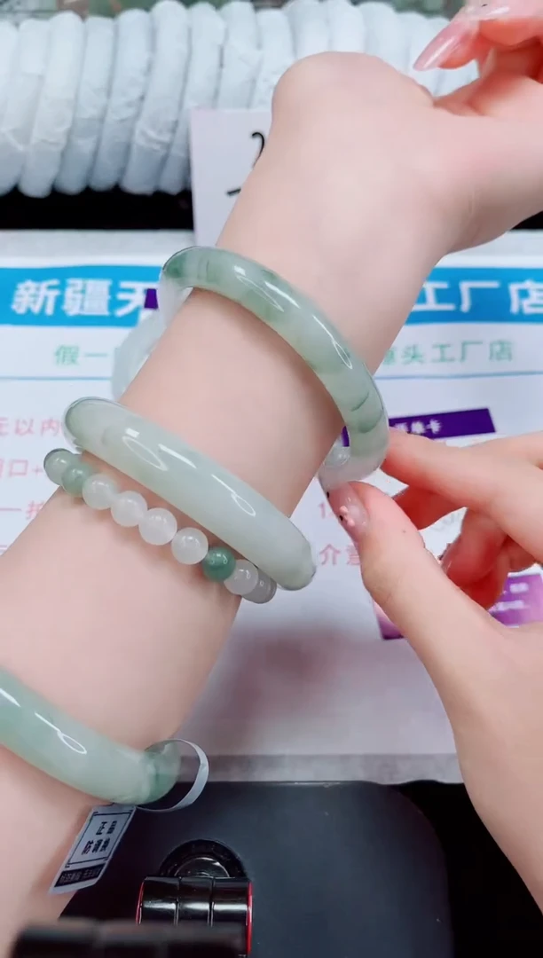 未镶嵌手镯石英质玉56-60/61