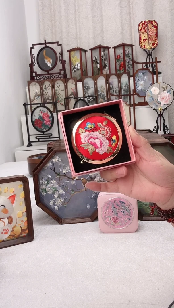 扇子杏*苏绣作品手工小镜子