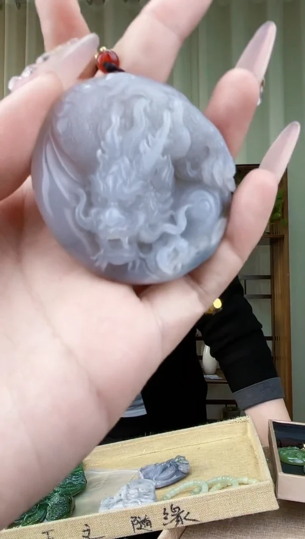 【闪购商品】和田玉挂件未镶嵌拍一发一，多样性发货！