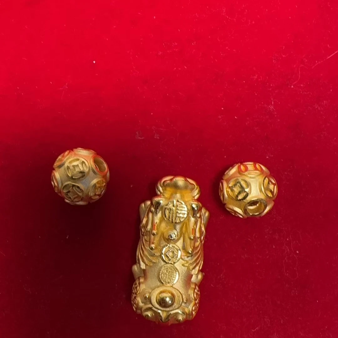 5.57g足金999貔貅金珠2