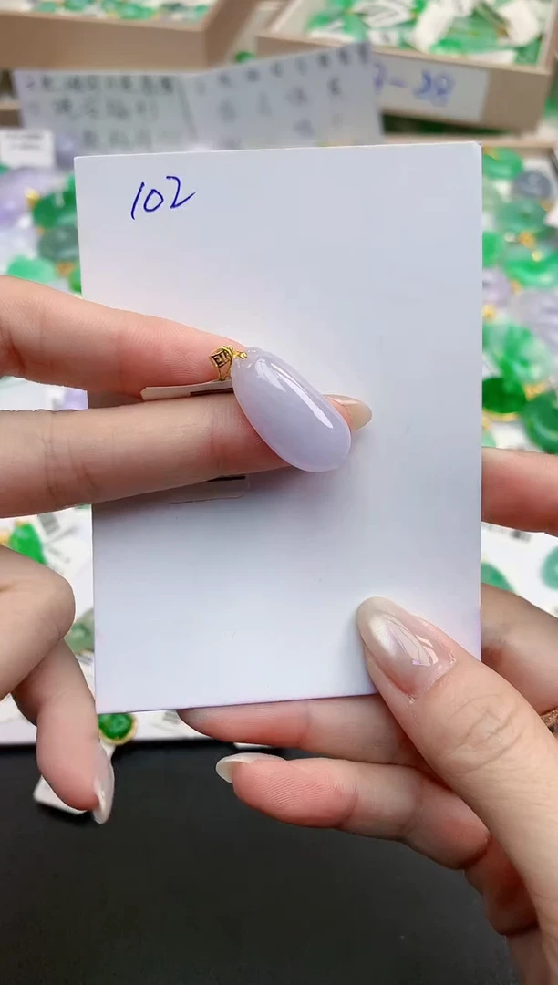 颈饰18K金镶嵌翡翠天然缅甸A货翡翠