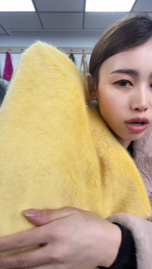 狐狸毛B33，尺寸1.8*2