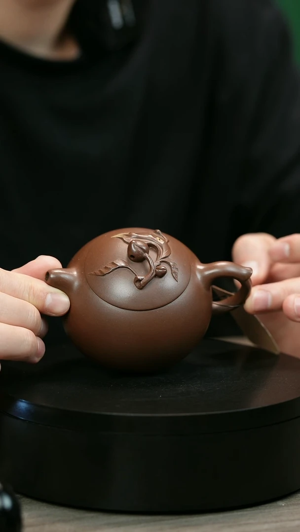 茶壶紫砂漢*人H2312赵信军底槽青寿桃西施