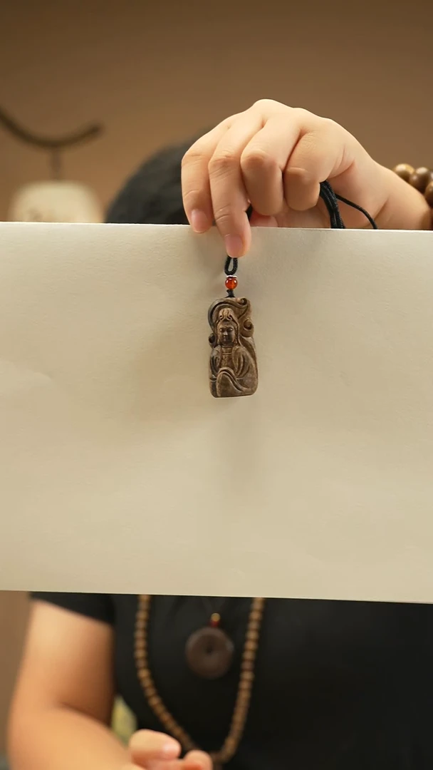 沉香吊坠QIC达拉干手刻观音吊坠多样性发一SG01