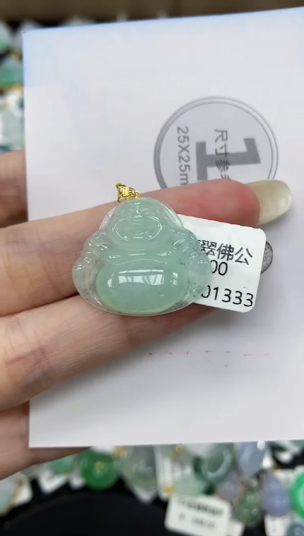 颈饰18K金镶嵌翡翠11111111111