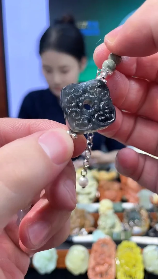 【闪购商品】岫玉吊坠银S925镶嵌·