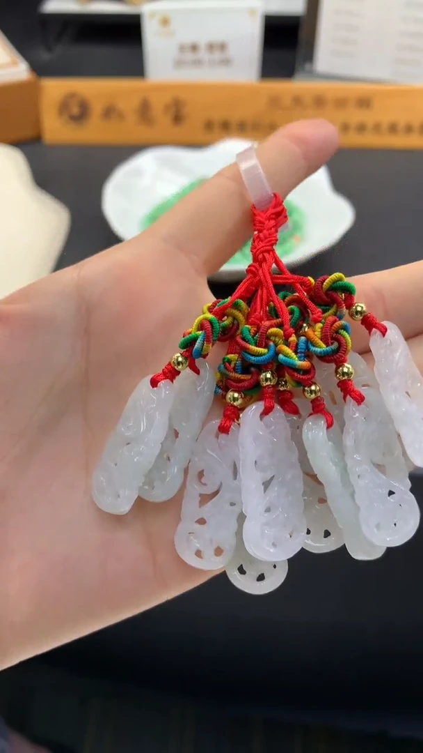 翡翠未镶嵌颈饰FC437 翡翠手机挂 多样性发其一