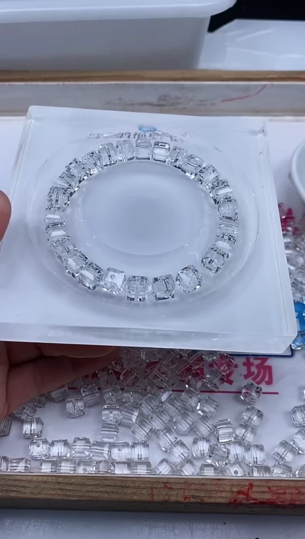 未镶嵌颈饰水晶B1015 白水晶方糖8mm10个8元