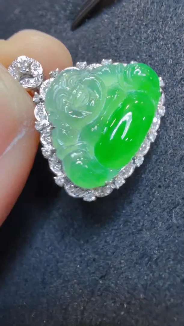 吊坠(不含链)18K金镶嵌翡翠多样性团购发一件