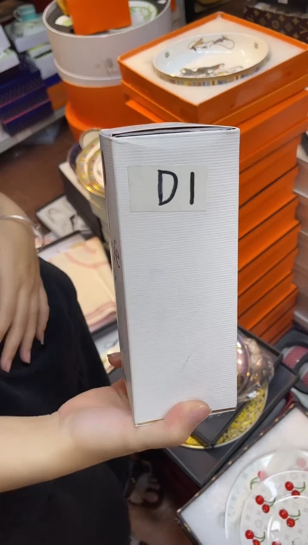 杯鸿辉家品牌瓷器，京东包邮！