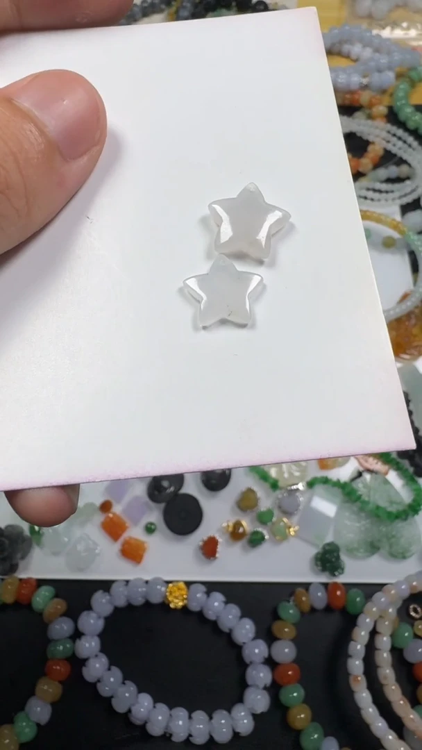 翡翠未镶嵌颈饰【闪购商品】 天然翡翠