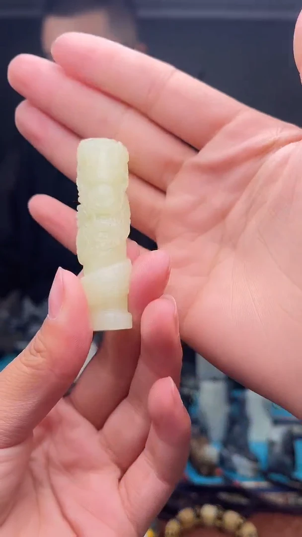 未镶嵌和田玉挂件1