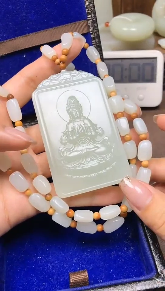 和田玉未镶嵌颈饰殷建刚