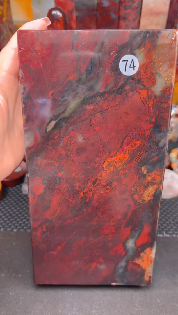 玉 桂林鸡血玉印章摆件74