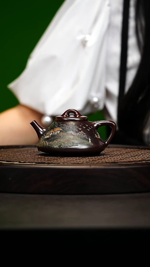 宜兴原矿高端紫砂 龙山古乌泥260cc
