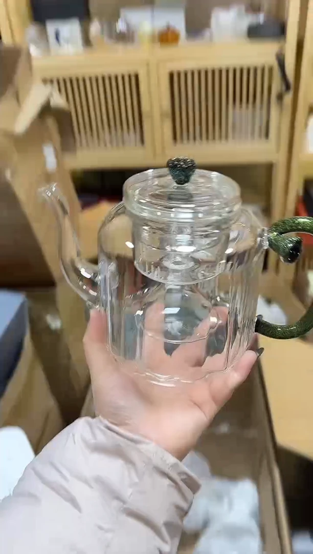 黑金连军壶
