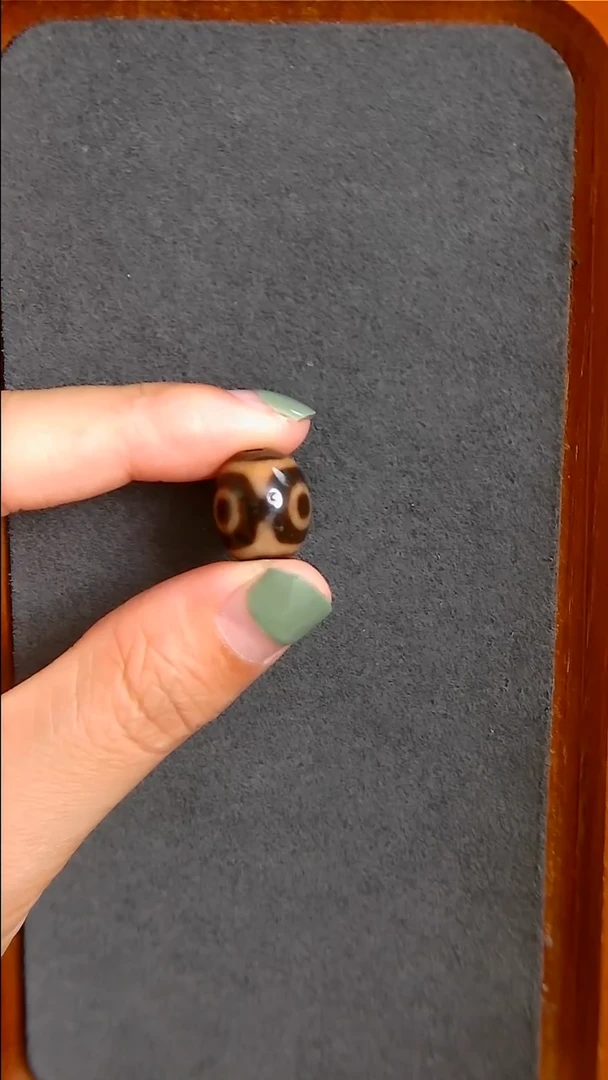 未镶嵌玛瑙/玉髓珠宝半成品上肯宝盖三眼达洛12*14