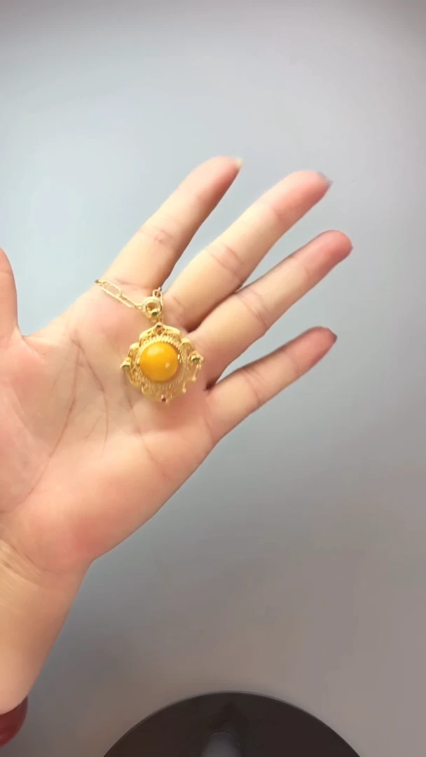 【闪购商品】蜜蜡吊坠(赠链)未镶嵌蜜蜡项链