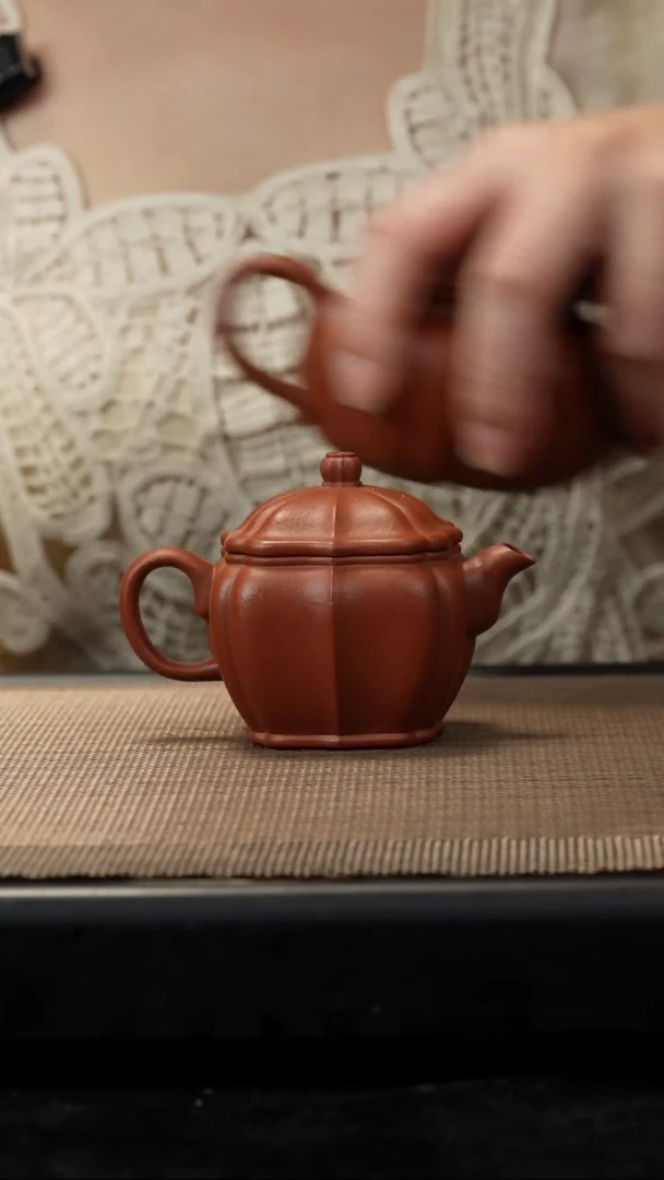 茶壶紫砂生砂朱泥筋纹汉瓦100CC