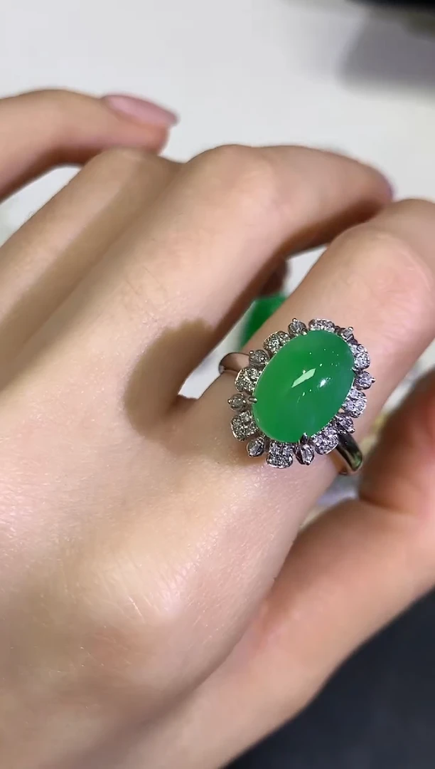 【闪购商品】翡翠颈饰18K金镶嵌团购10