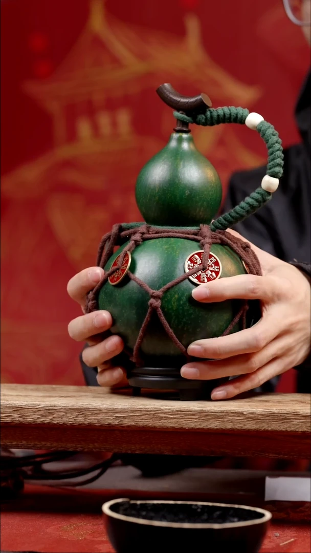 829尾货款大漆精品葫芦600ml