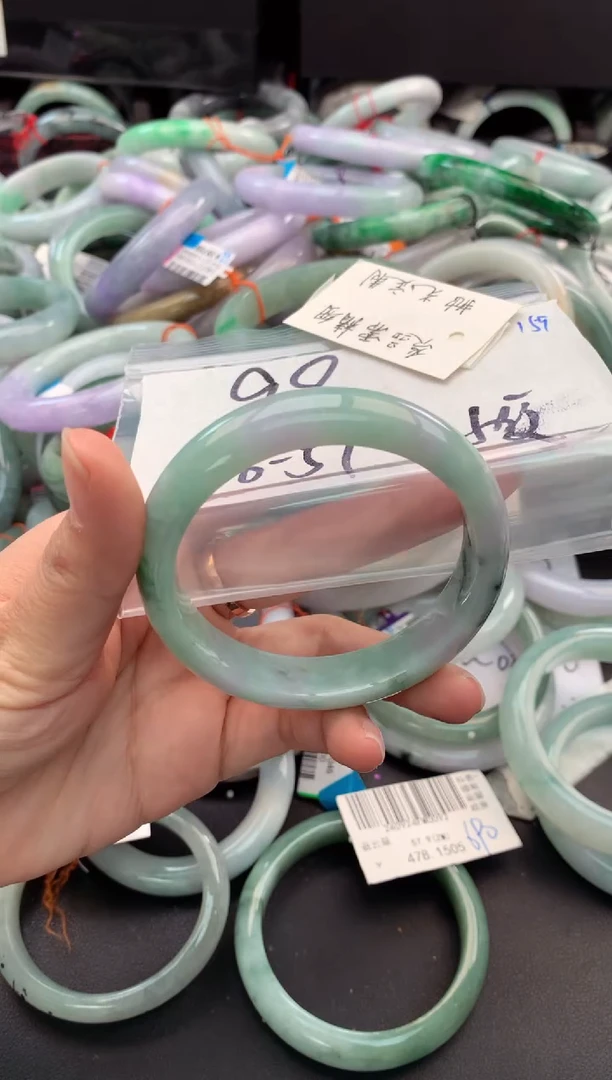 【闪购商品】定制翡翠未镶嵌毛货需精细抛光+多人