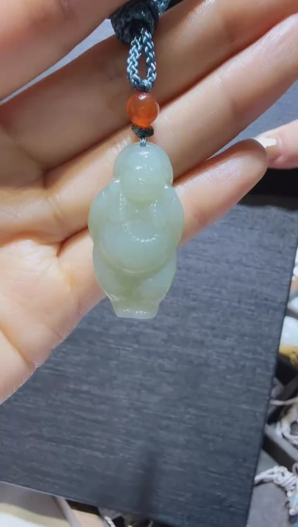 吊坠(赠链)未镶嵌和田玉佛公