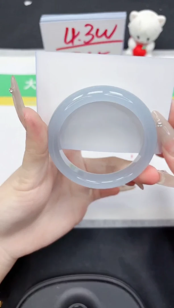 【闪购商品】石英质玉手镯未镶嵌199-59.8