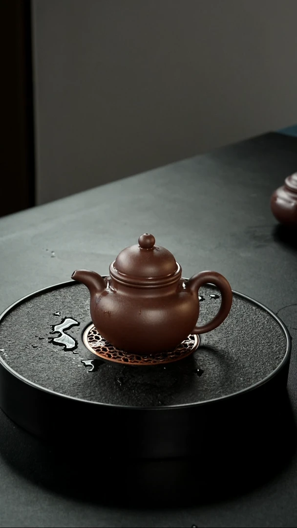 茶壶紫砂正价1200特价黄龙山老紫泥掇球