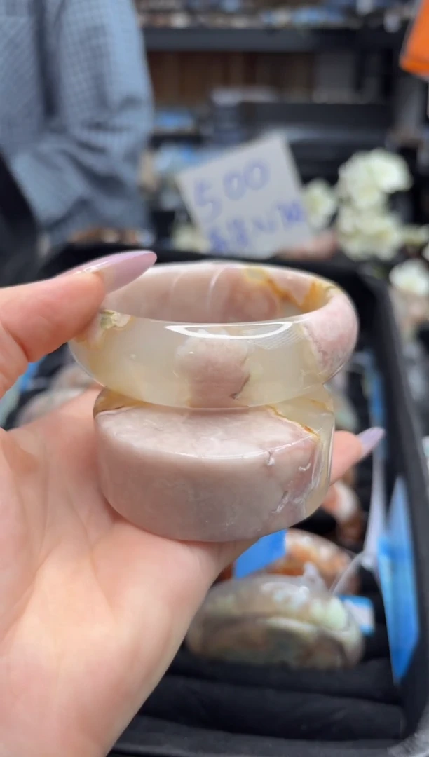 未镶嵌手镯石英质玉A80(60圈赠送镯心)不退不换