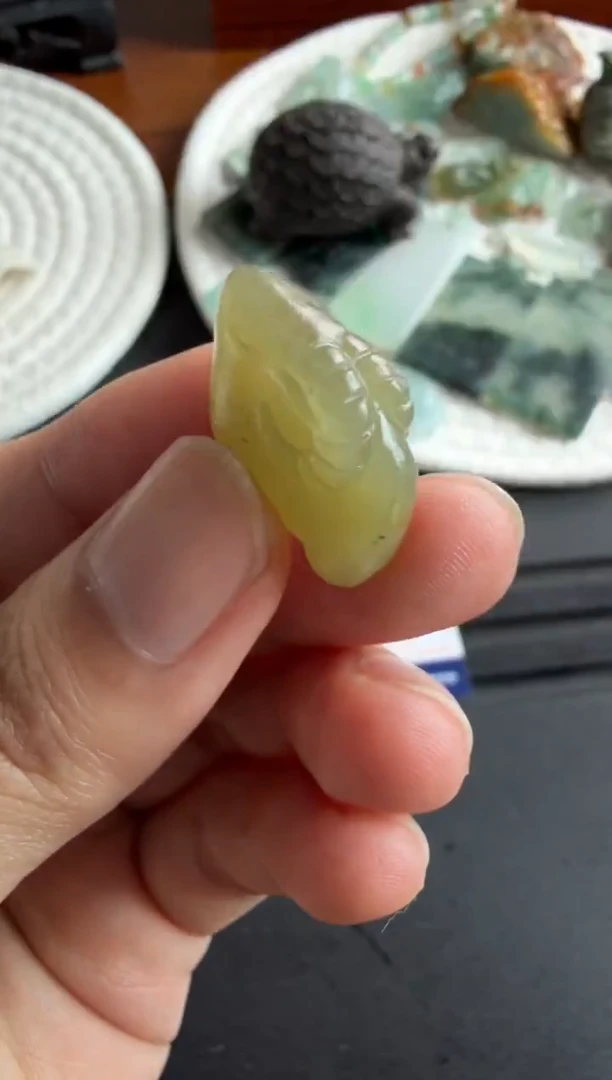未镶嵌定制翡翠..