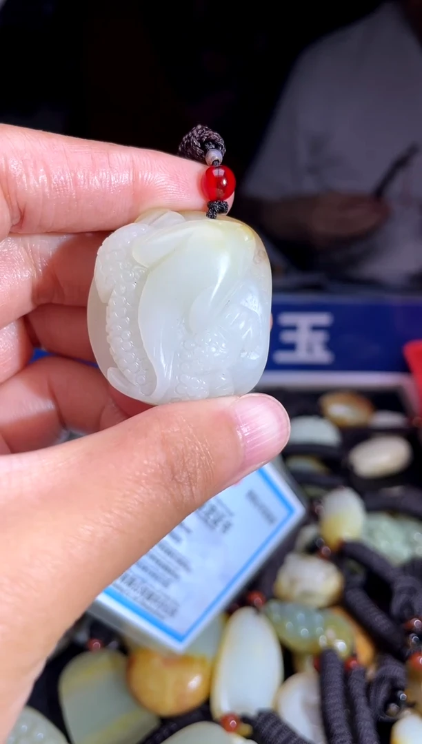 和田玉未镶嵌挂件1