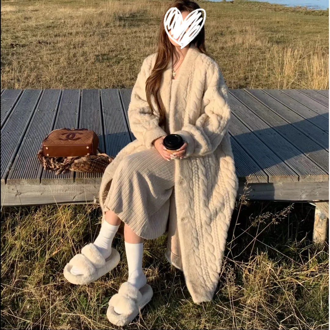 莫慌妹妹【时尚】慵懒长款麻花气质秋冬外套