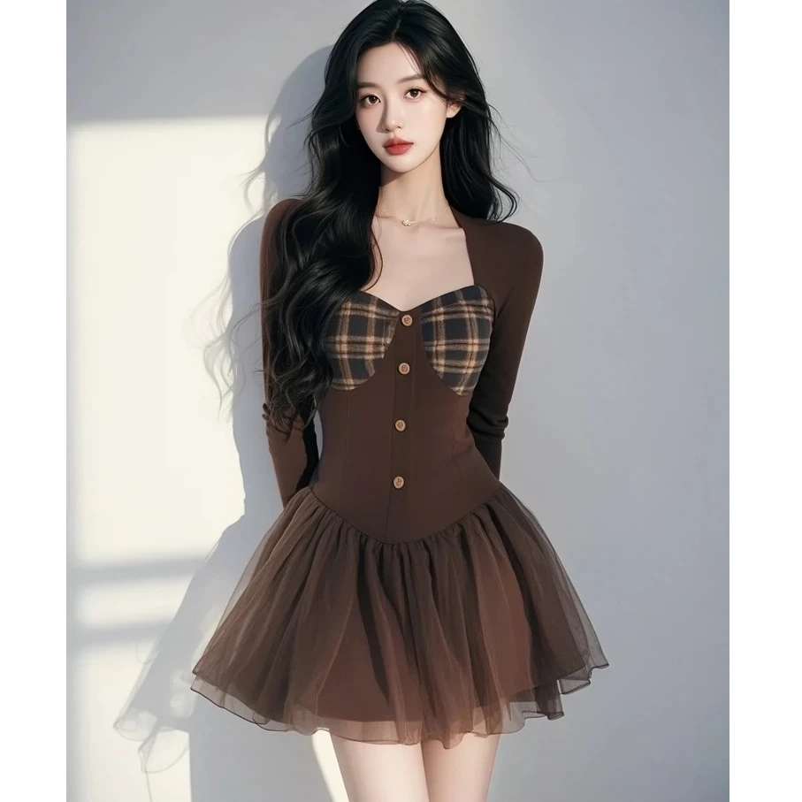 富家千金连衣裙入秋韩系穿搭名媛高端小洋装V领收腰a字时尚短裙