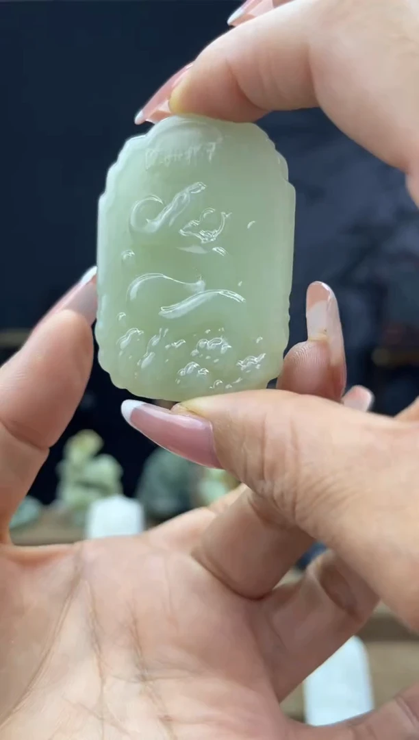 颈饰未镶嵌和田玉1