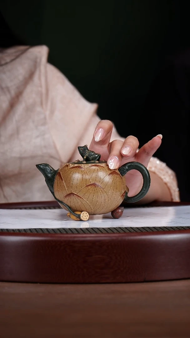 茶壶紫砂135ZXJ小青蛙莲子 老段泥180cc
