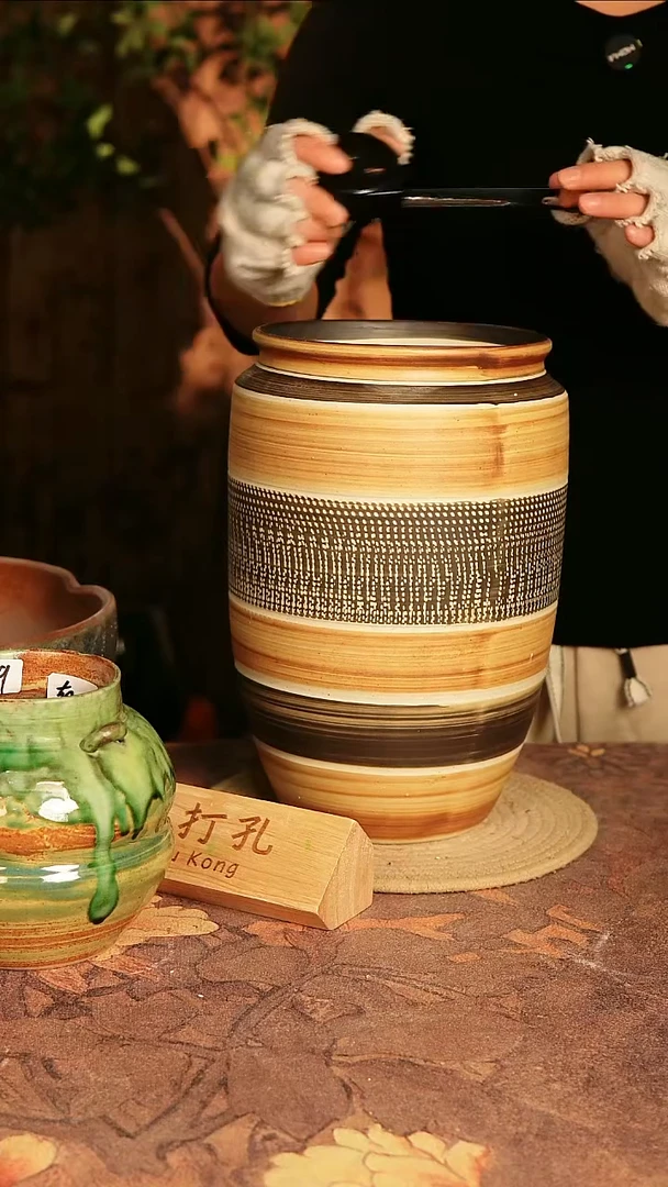 其他2-81 陶瓷花盆高30口径16