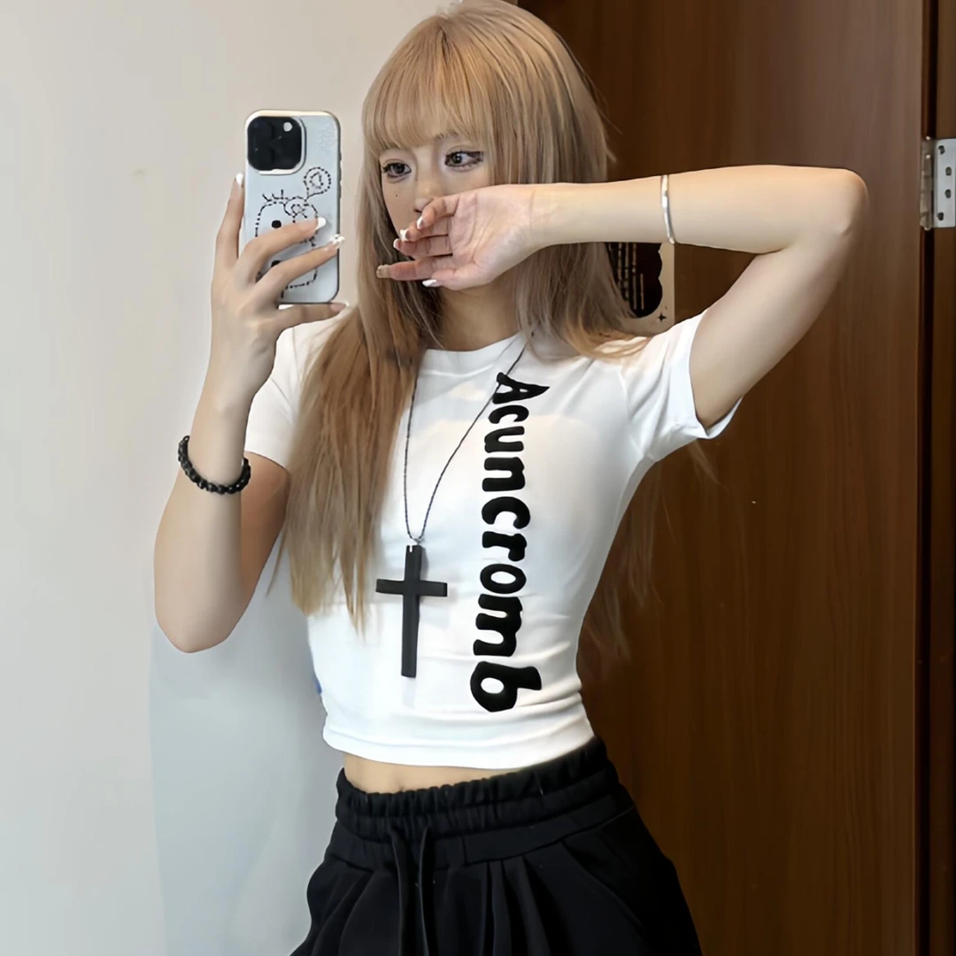 复古短袖t恤女夏季小个子辣妹洋气字母刺绣露肚脐修身短款上衣服